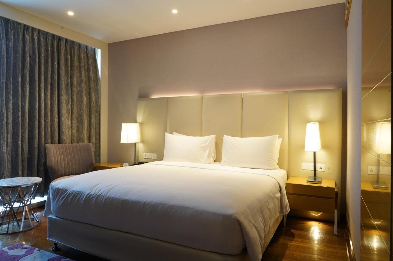 Marriott Executive Apartments Hyderabad Exterior foto
